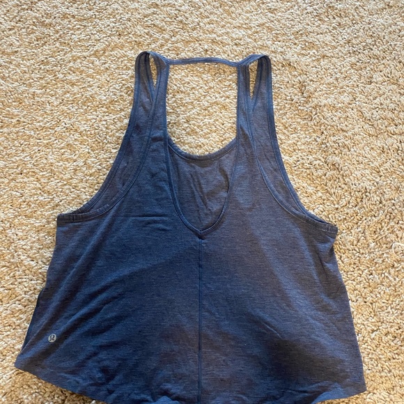 Lululemon tank - Picture 2 of 2